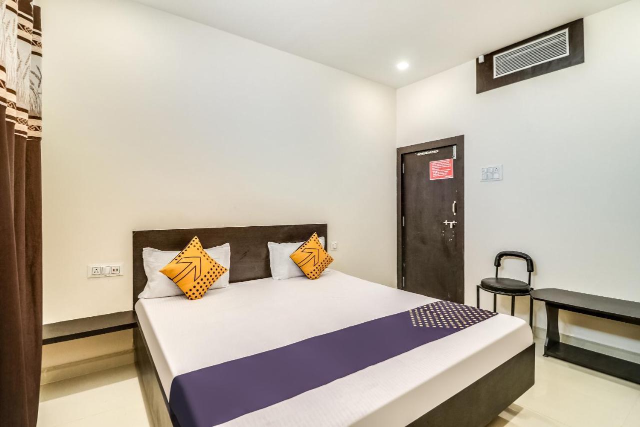 Spot On 62429 Hotel Ashoka Bilaspur  Luaran gambar