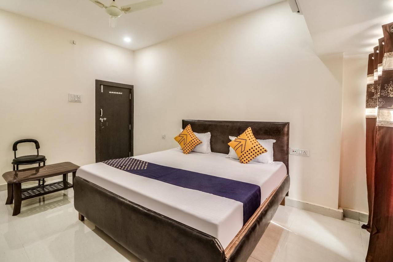 Spot On 62429 Hotel Ashoka Bilaspur  Luaran gambar